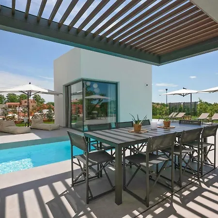 Exclusive In Kastelir Istria With Swimming Pool Babici