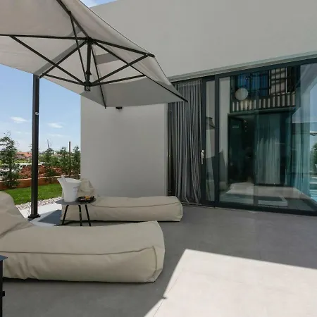 Exclusive In Kastelir Istria With Swimming Pool Villa *