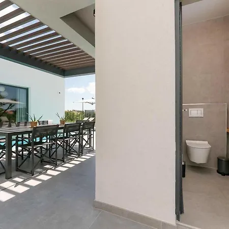 Holiday home Ruzic