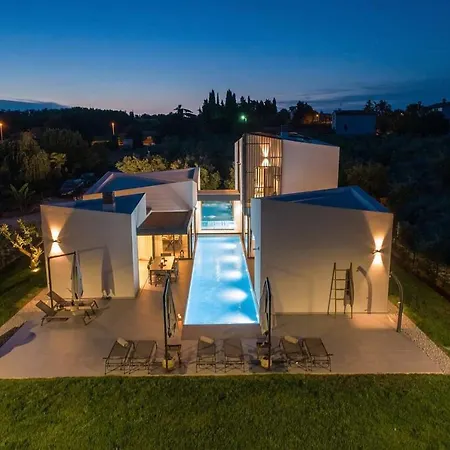 Ruzic Holiday home Kastelir