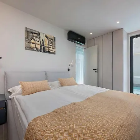 Holiday home Ruzic Kastelir